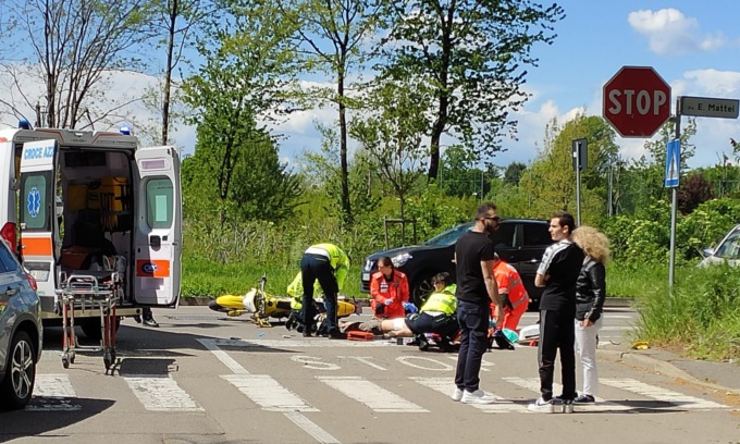 Incidente Fra Auto E Moto 20enne In Gravissime Condizioni Prima