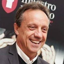 Abbiategrasso, Arrara si ritira