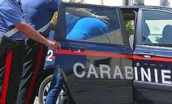 Abbiategrasso, arrestato ladro in via Vespucci