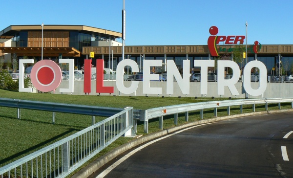 Il Centro di Arese spegne cinque candeline