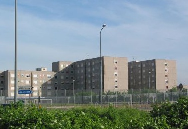 Alta tensione in carcere: agenti aggrediti a morsi e sputi
