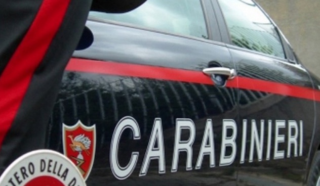 Bollate, accoltellamento nella notte: due feriti
