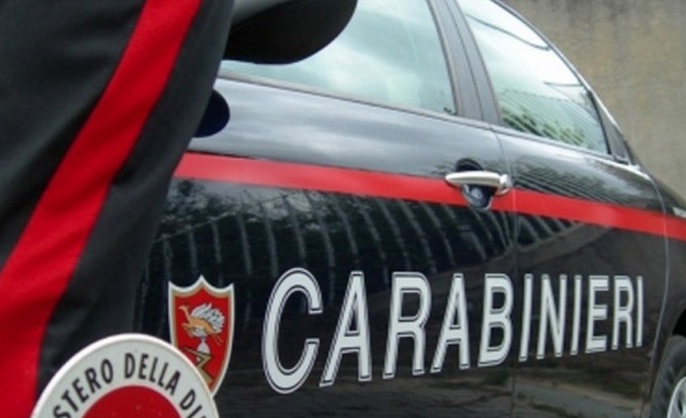 Castano, 62 chili di droga in un garage: arrestati due giovani