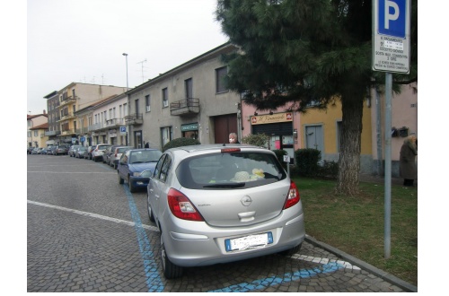 Castano Primo, in centro tornano i parcheggi a pagamento