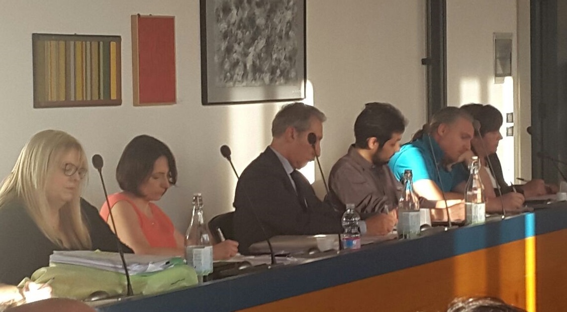 Cerro, bocciato il bilancio e si dimettono 9 consiglieri: cade la giunta, arriva il commissario