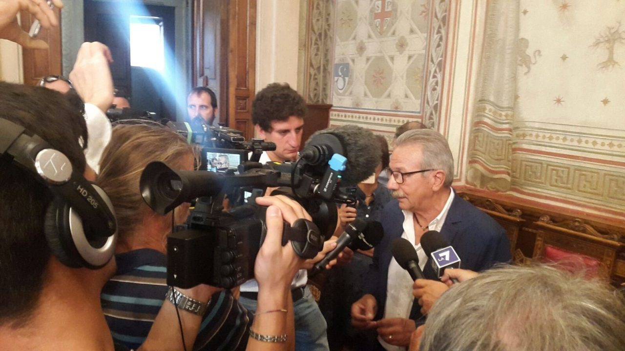 Legnanese ucciso a Barcellona, il sindaco: «Città in lutto, siamo a disposizione della famiglia»