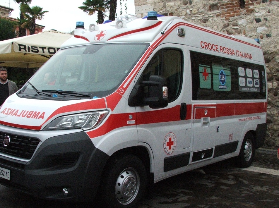 Legnano, figurante torna dalla sfilata del Palio ma cade con il suo cavallo