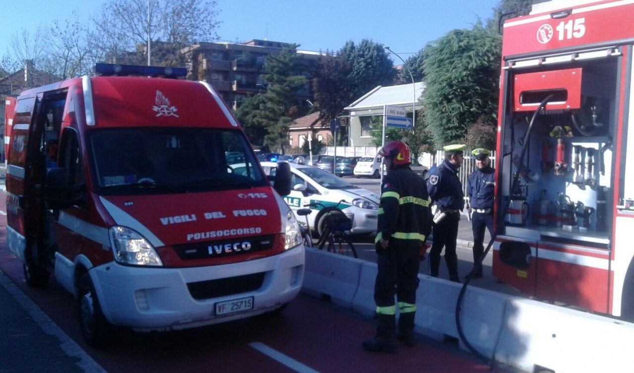 Legnano, principio d’incendio in piscina: chiusa fino a domani