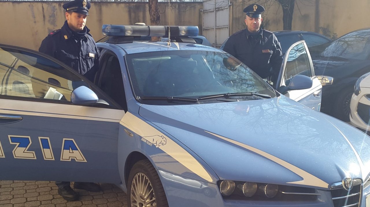 Legnano, reliquiari e altri oggetti sacri ritrovati lungo l’Olona. Forse rubati nelle chiese