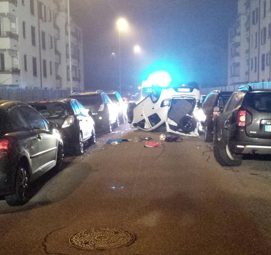 Legnano, si ribalta con l’auto: 20enne in ospedale