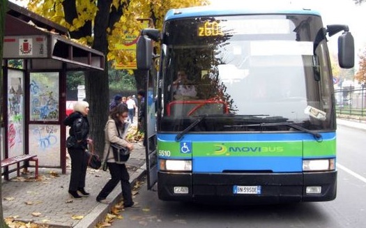 Trasporto scolastico: l’appello di una mamma