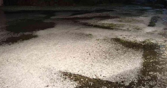 Maltempo, 1 grandinata ogni 10 giorni. Pioggia di ghiaccio a ovest di Milano