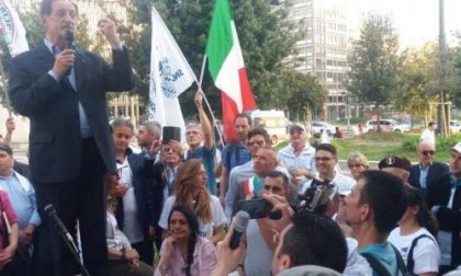 Mantovani e "Noi Repubblicani" manifestano in stazione Centrale