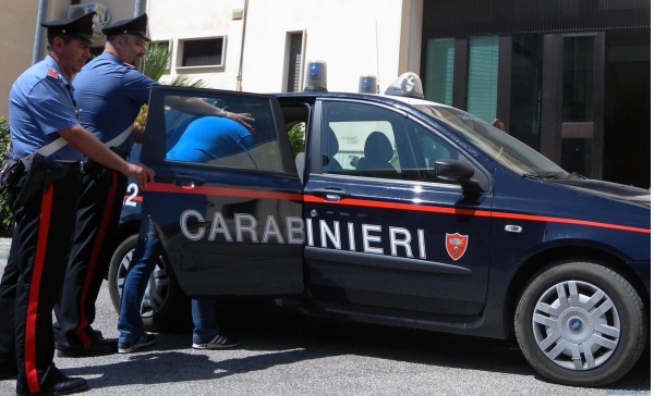 Marcallo, perseguita la ex per 2 anni: fermato 34enne