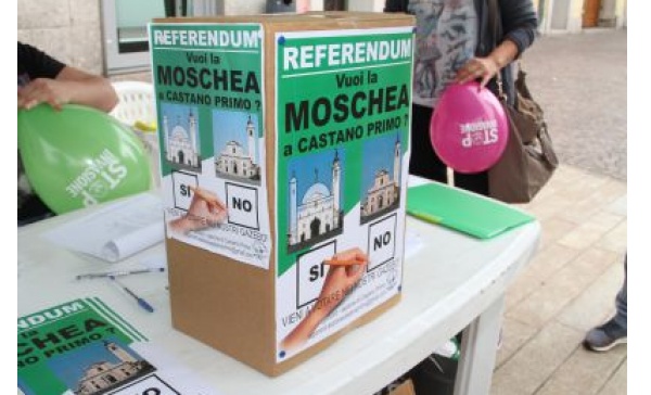 Moschea a Castano, la Regione si schiera: “Cittadini contrari, apertura da scongiurare”