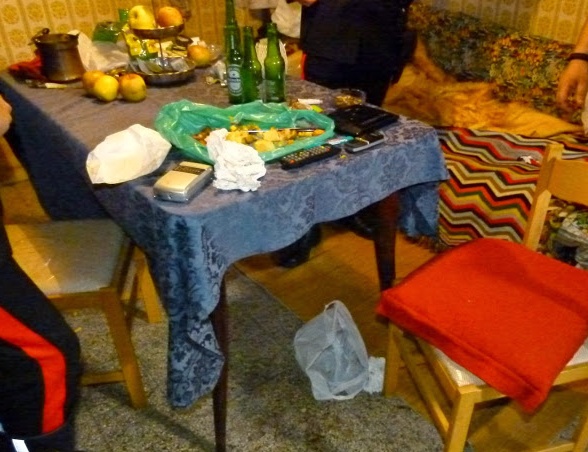 Rescaldina, abusivo nella villa abbandonata: cucinava, lavava e indossava gli abiti dei proprietari