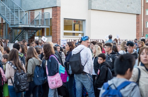 Rho, Crollo a scuola: attivato un servizio navetta