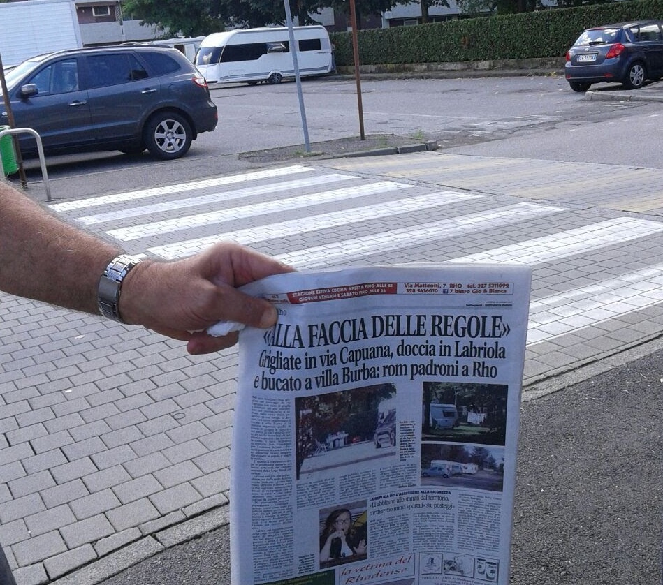 Rho, “Il Comune ci prende in giro. Rom ancora in via Capuana”