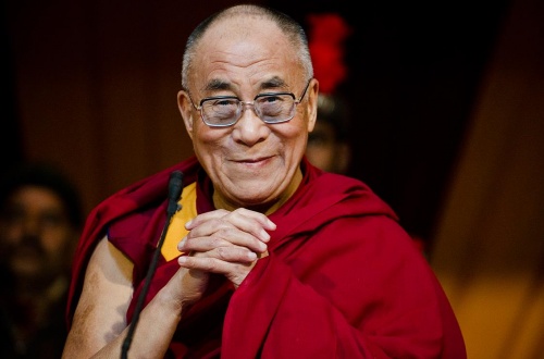 Rho, Il Comune conferisce al Dalai Lama la cittadinanza onoraria