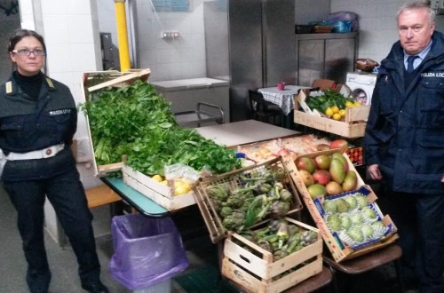 Rho, Sequestro di verdura al mercato