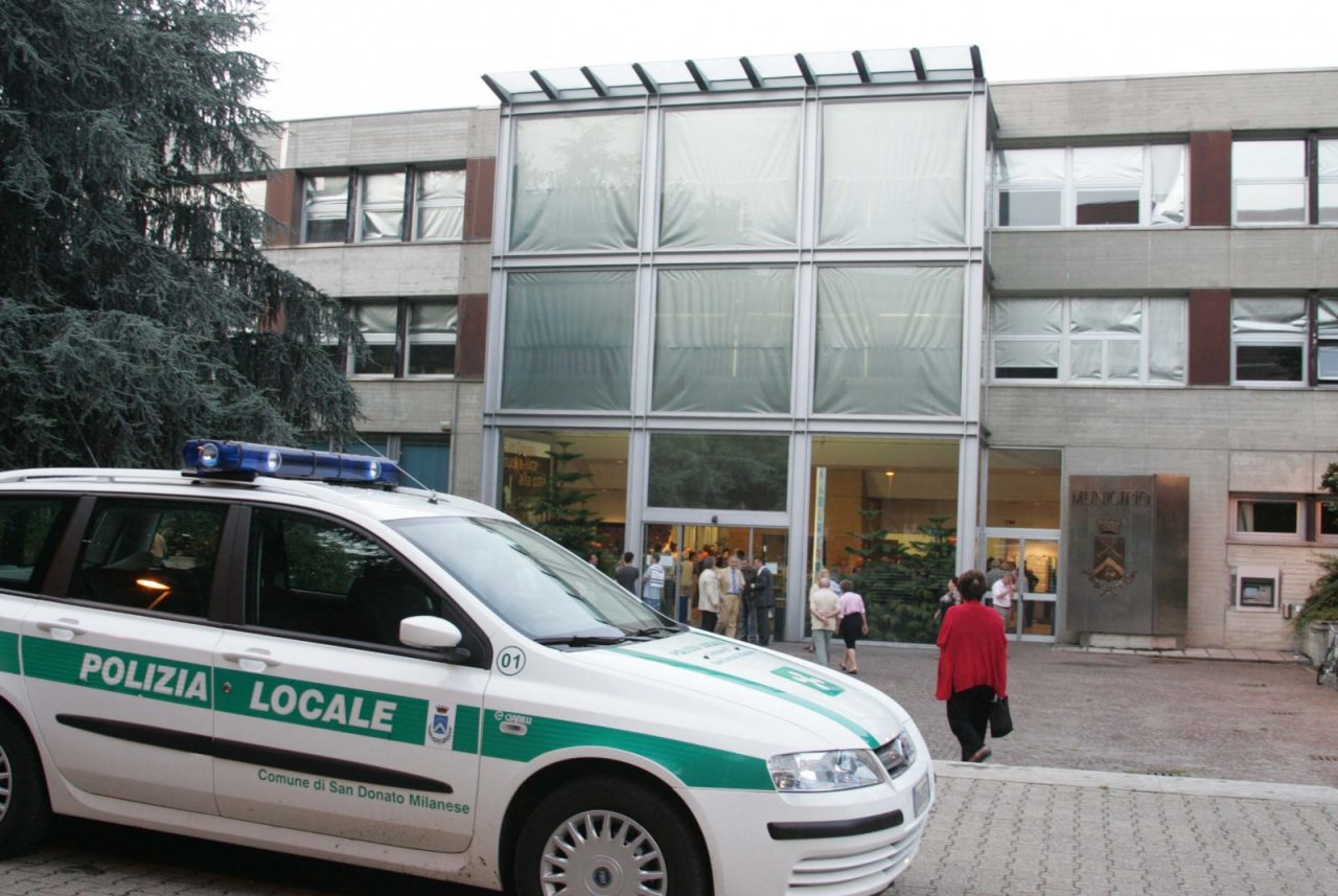 San Donato, vigile uccide il suo superiore e poi si toglie la vita