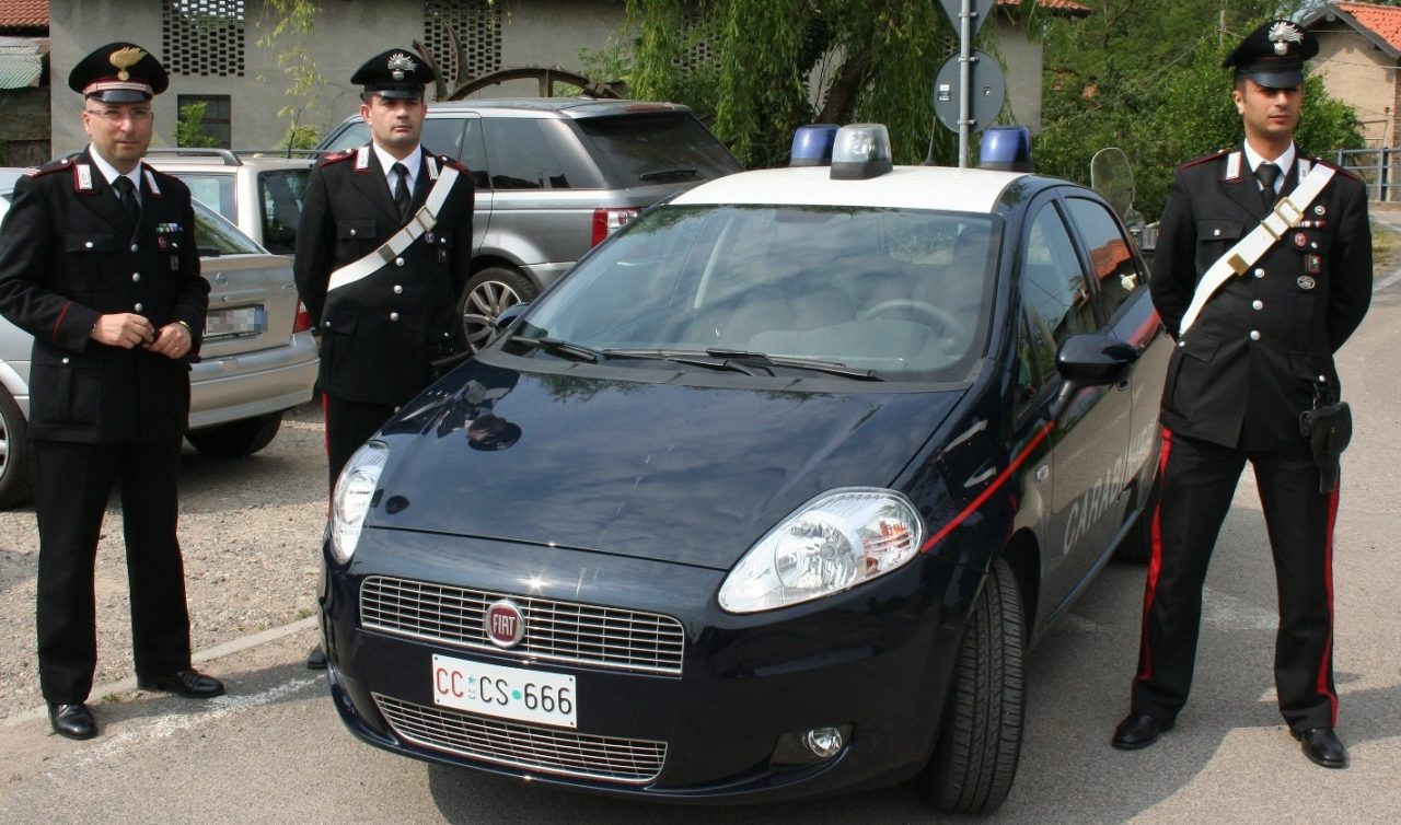 San Vittore Olona, cede dosi di cocaina, arrestato. Clienti nei guai