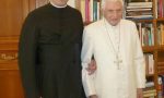Un cerrese ricevuto dal Papa emerito Ratzinger