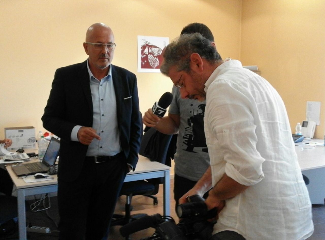 Minacce a Settegiorni intervistato il direttore Angelo Baiguini