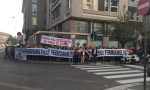 Duecento manifestanti davanti a Città Metropolitana contro la discarica