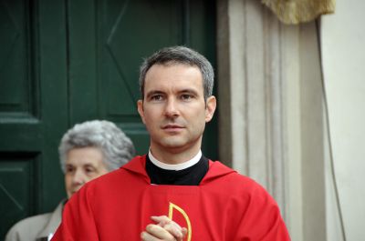 Pedopornografia, prete di Rho rinviato a giudizio