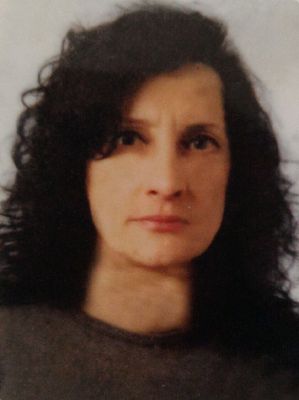 La testa di Marilena portata nel bosco nel cestino della bicicletta