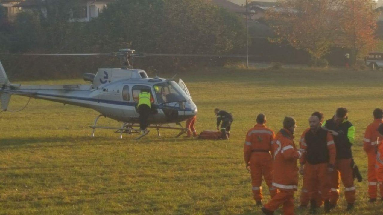 Incendi a Campo dei Fiori, sul posto pure la ProCiv di Busto Garolfo – LE FOTO