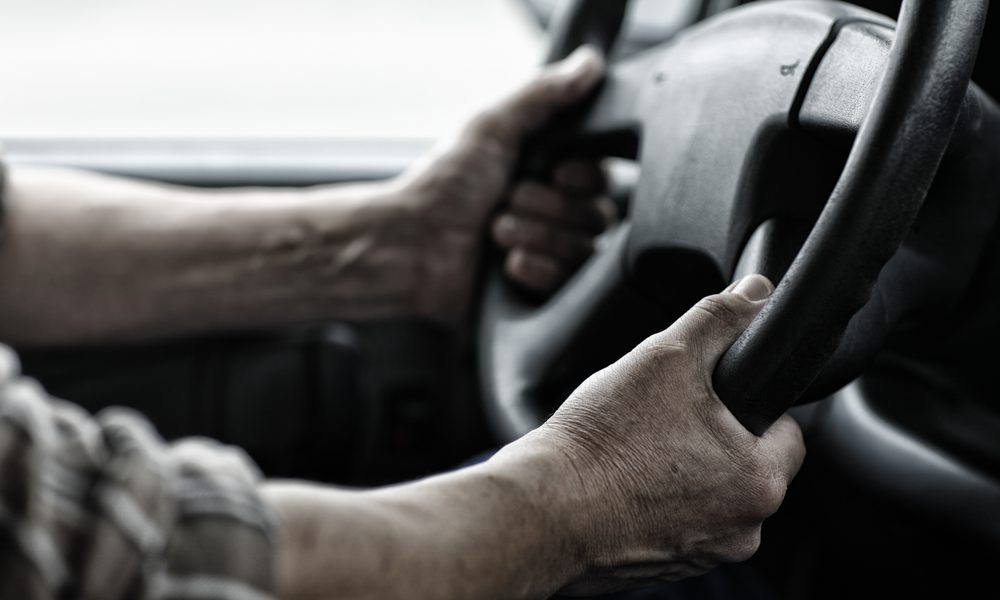 In contromano sull’A9 87enne genera il caos