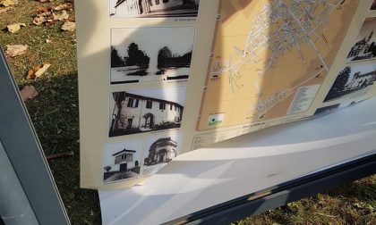Vandali a Cislago distrutto il cartello comunale