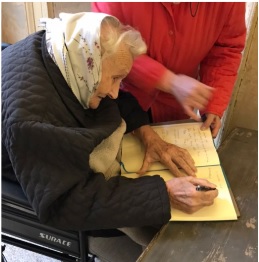 Bambina della Opai torna a Olgiate dopo 91 anni