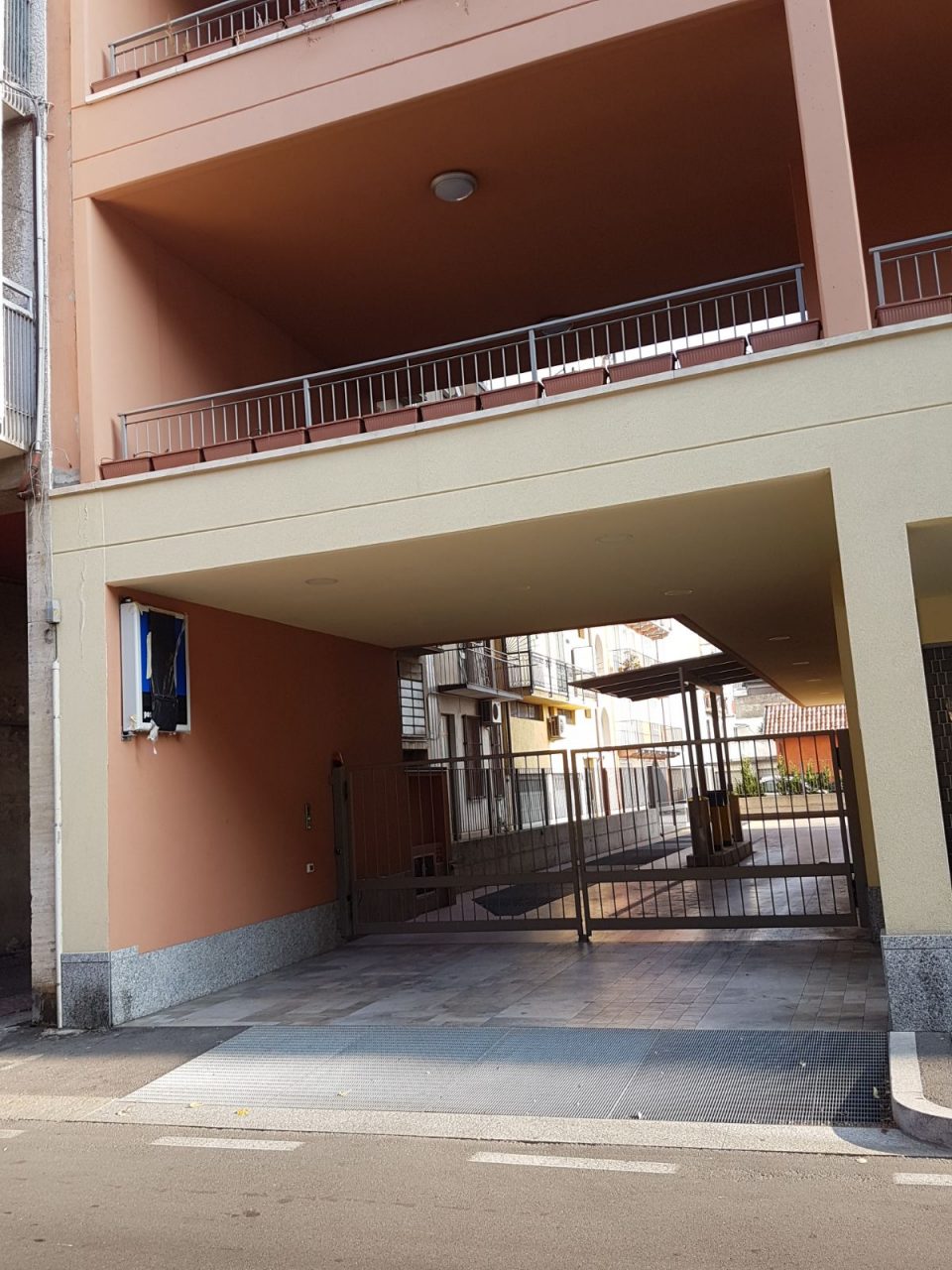 Parcheggio Bertani, il Comune preme sulla proprietà