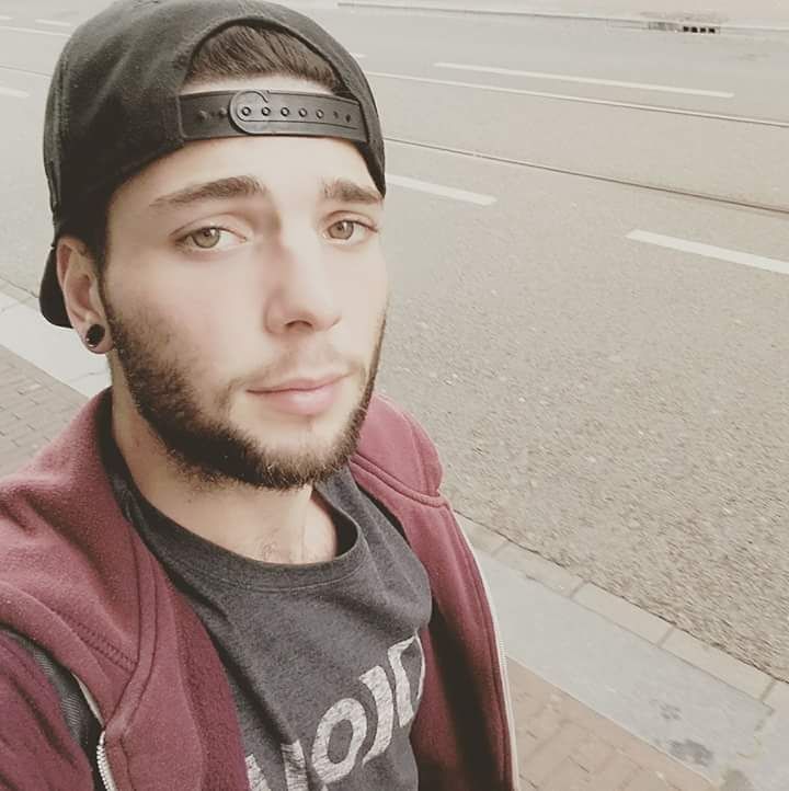 Incidente frontale ad Ancona, muore un giovane venegonese