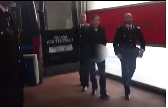 Clericò esce dall’ospedale dopo l’aggressione  VIDEO