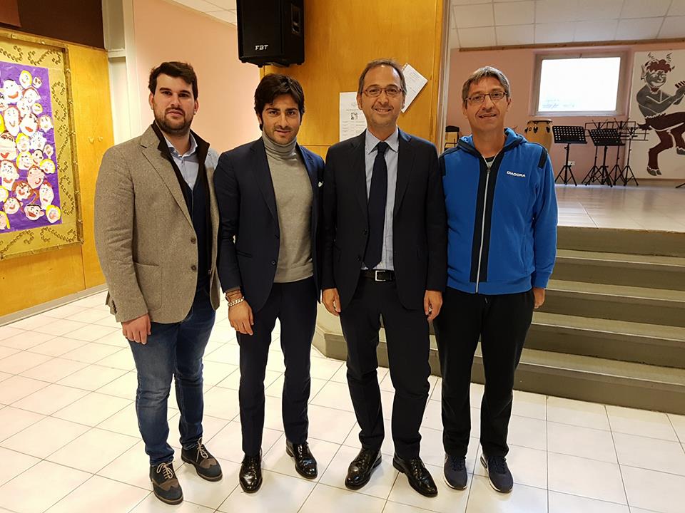 Maresca dà lezione di sport sano a scuola