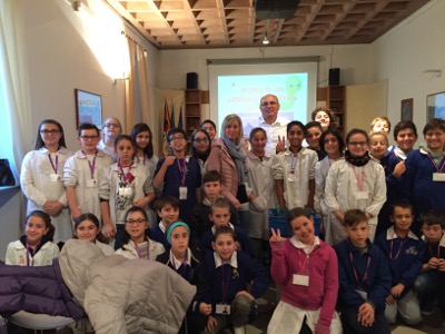 Ragazzi alla scoperta dei lombrichi, gli spazzini del pianeta