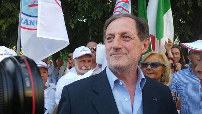 Processo Mantovani, Baratono nega pressioni