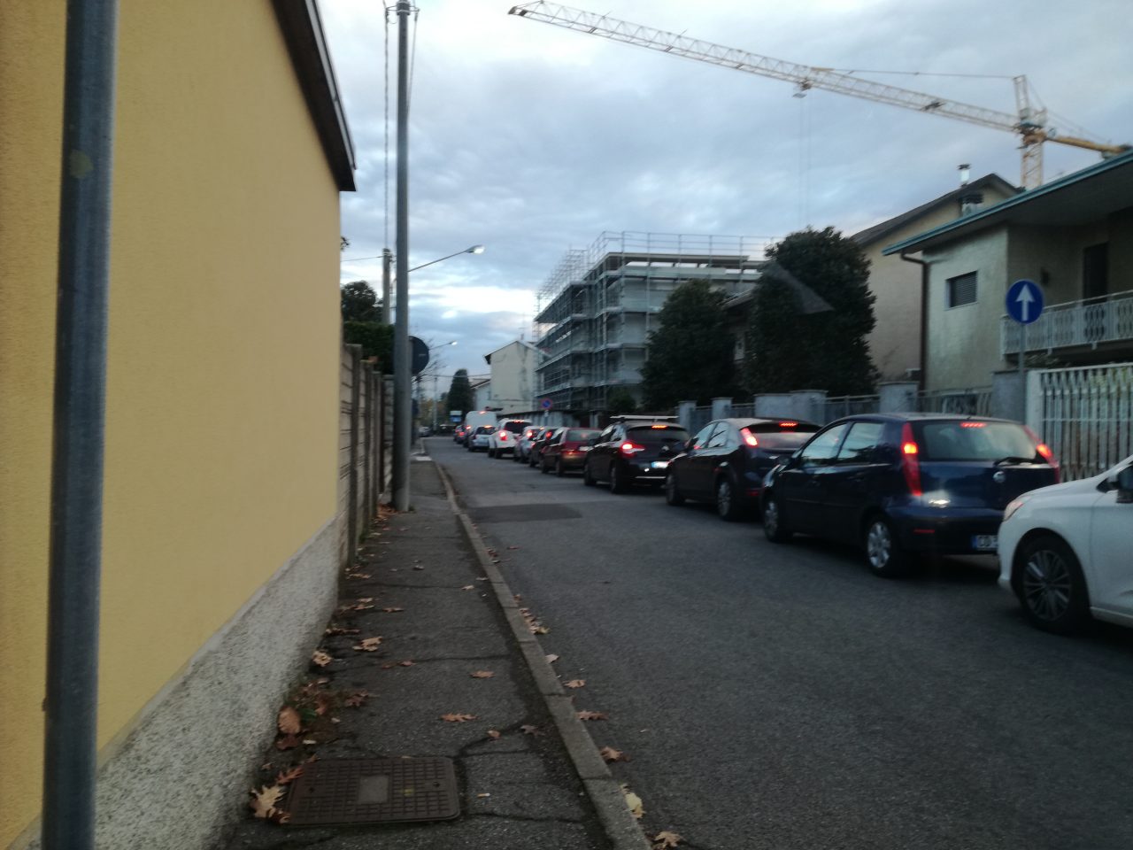 Paese bloccato per colpa della palazzina fatta esplodere