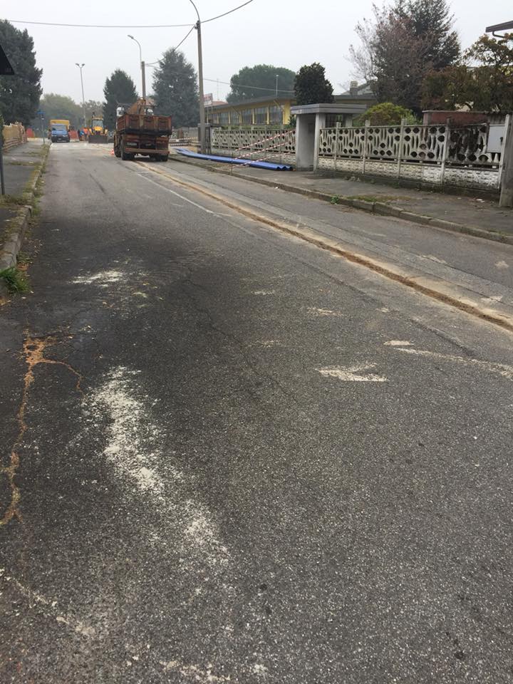 Limite dei 30 orari in via Raffaello: sicurezza a rischio