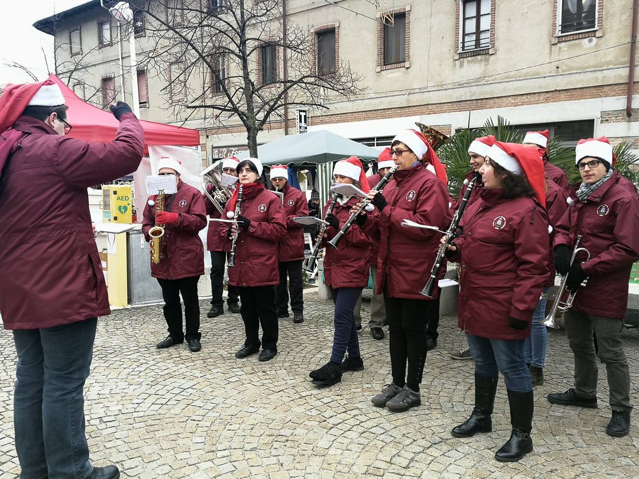 Canegrate, anche in piazza Matteotti arriva la magia del Natale