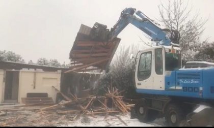 Ruspe in azione sul campo nomadi - IL VIDEO