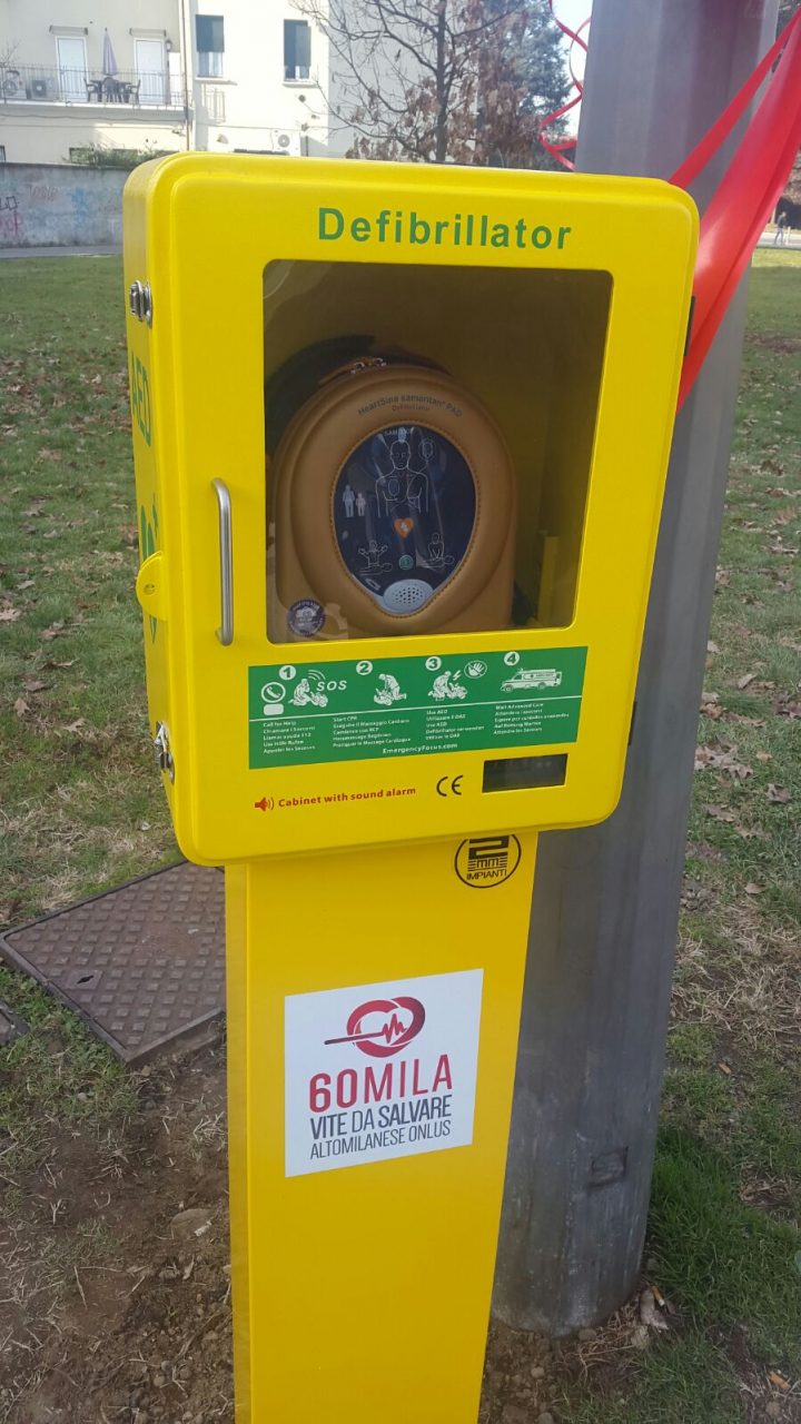 Legnano, novantesimo defibirllatore