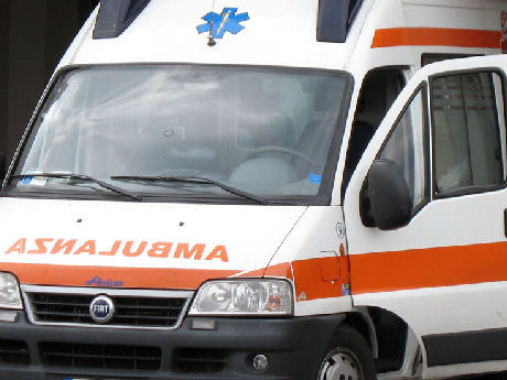 Anziano colto da malore soccorso in codice rosso