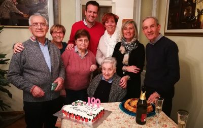 Auguri speciali a nonna Paola, per lei 100 candeline