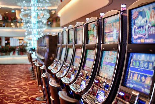Tar Lombardia, bisogna rispettare le distanze per le sale gioco