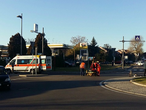 Investito ciclista a Legnano